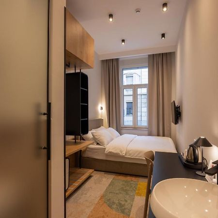 Hop Inn Rooms & Suites 贝尔格莱德 外观 照片
