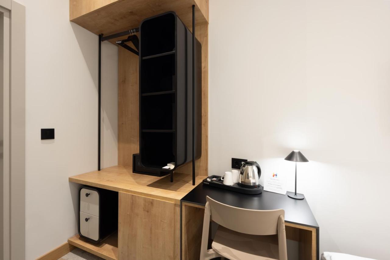 Hop Inn Rooms & Suites 贝尔格莱德 外观 照片