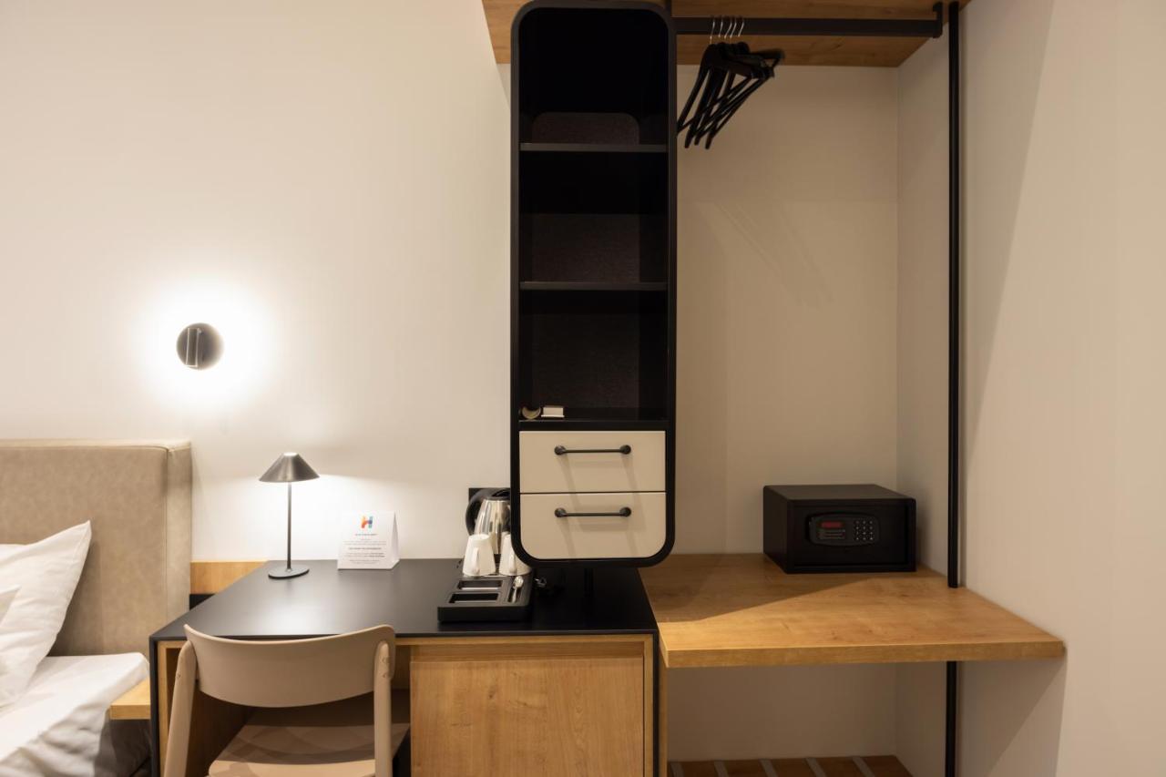 Hop Inn Rooms & Suites 贝尔格莱德 外观 照片