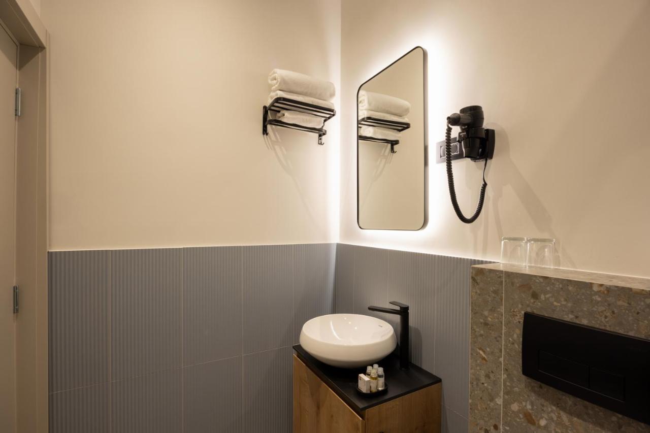 Hop Inn Rooms & Suites 贝尔格莱德 外观 照片