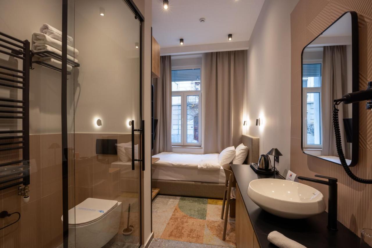 Hop Inn Rooms & Suites 贝尔格莱德 外观 照片