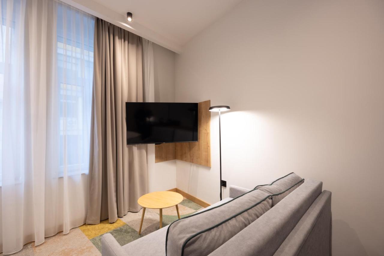 Hop Inn Rooms & Suites 贝尔格莱德 外观 照片