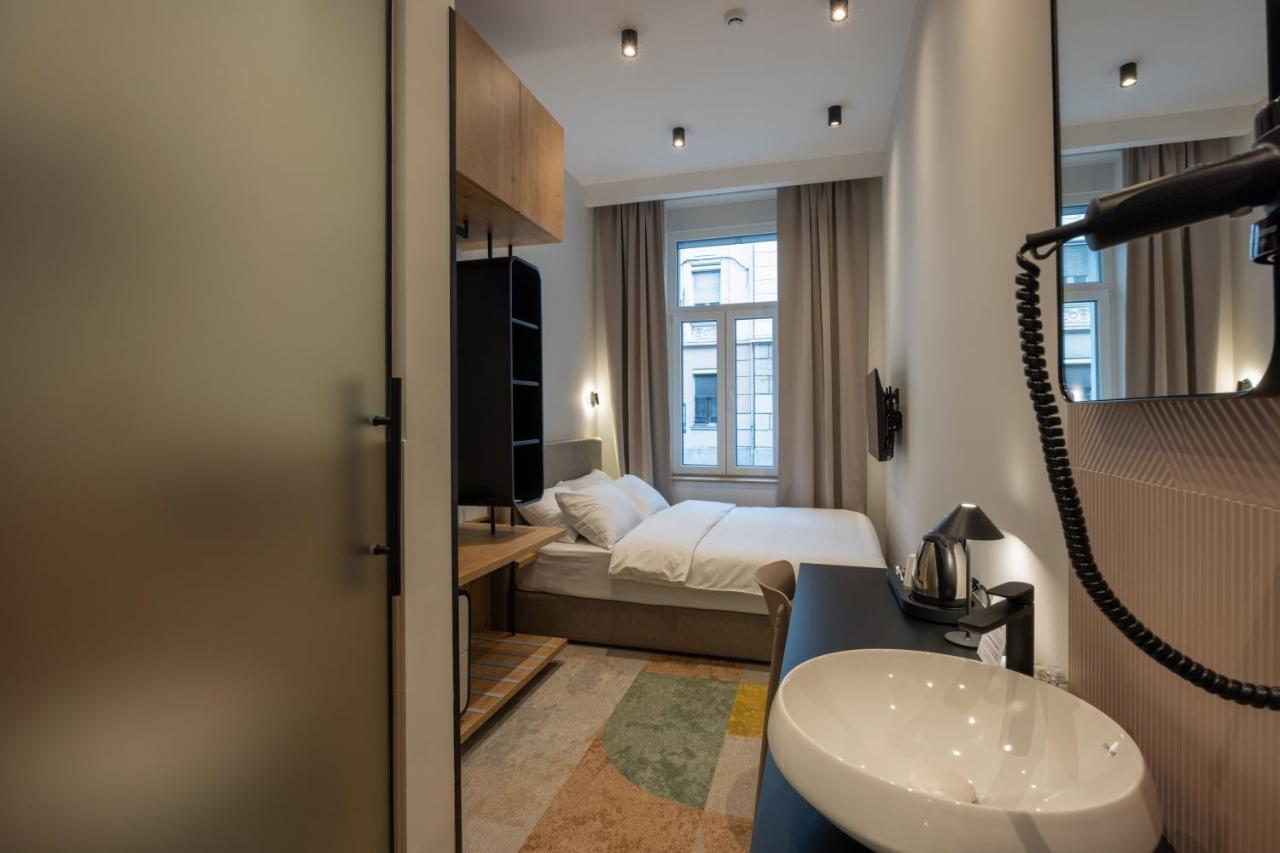 Hop Inn Rooms & Suites 贝尔格莱德 外观 照片