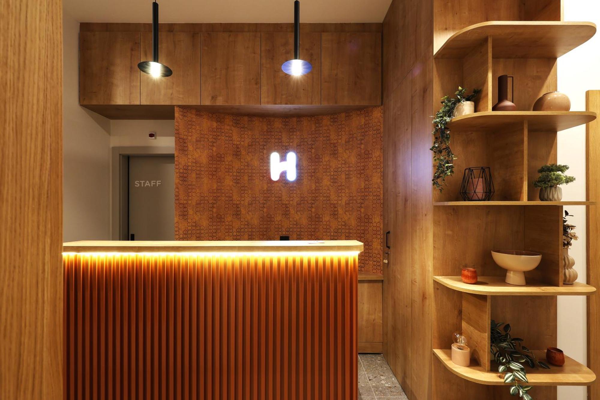 Hop Inn Rooms & Suites 贝尔格莱德 外观 照片