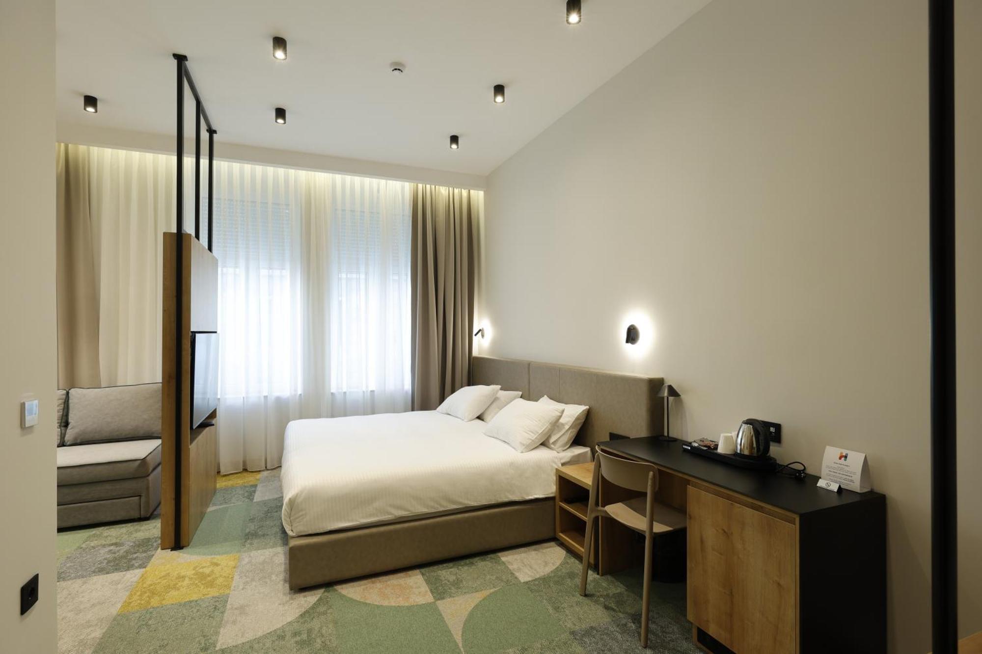 Hop Inn Rooms & Suites 贝尔格莱德 外观 照片